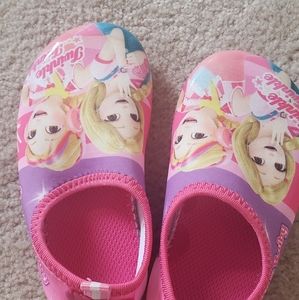 Water shoes